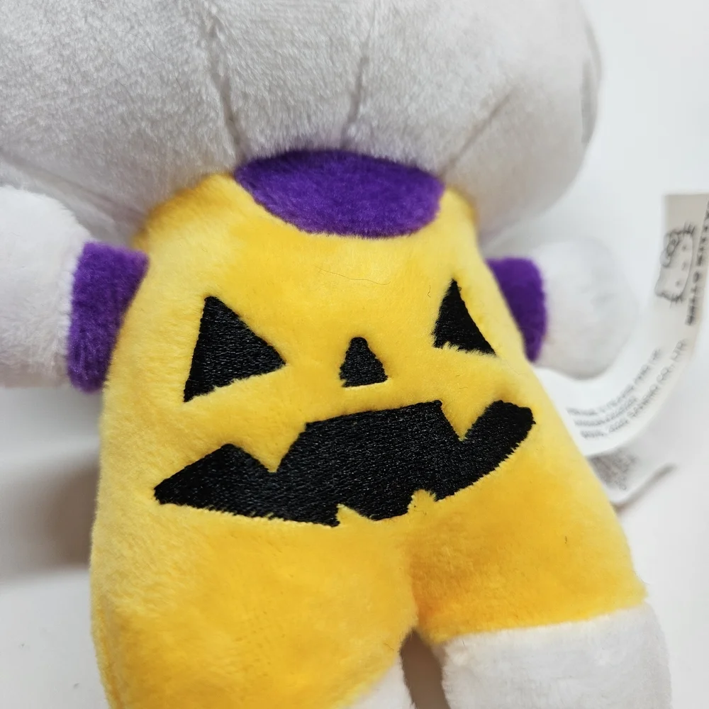 Sanrio Hello Kitty Pumpkin Halloween CVS 2020 Exclusive Plush Toy Purple Bow - Picture 2 of 4